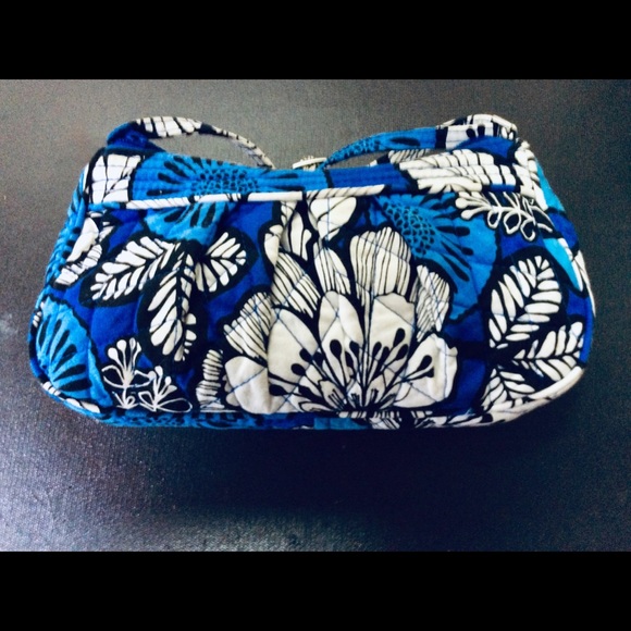 Vera Bradley Crossbody purse - Picture 2 of 4